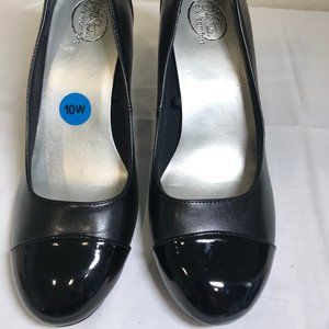 Black Round Toe Pump Size 10W